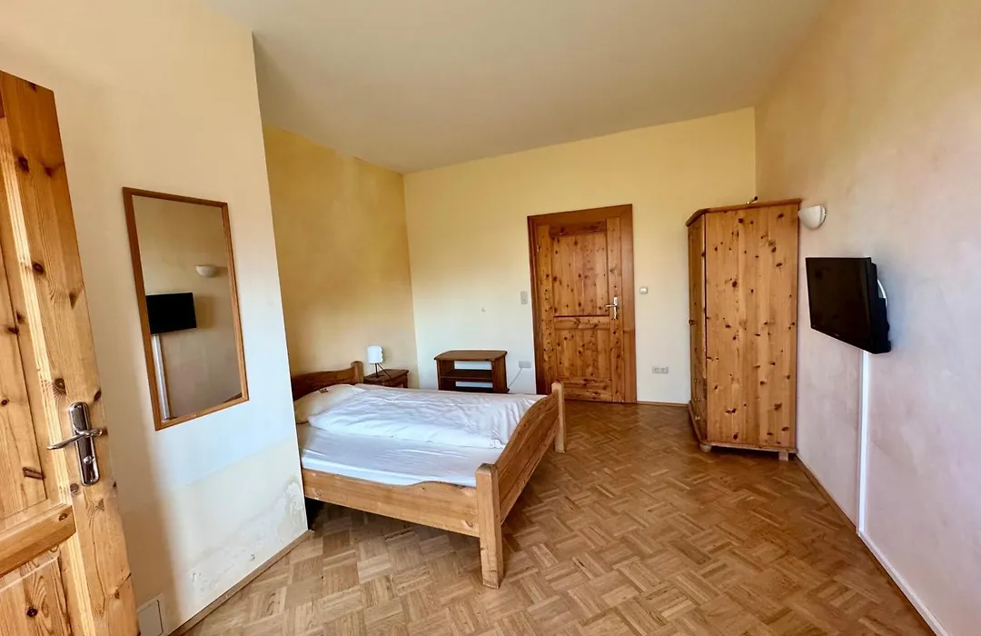 Hotel Grünwald-1